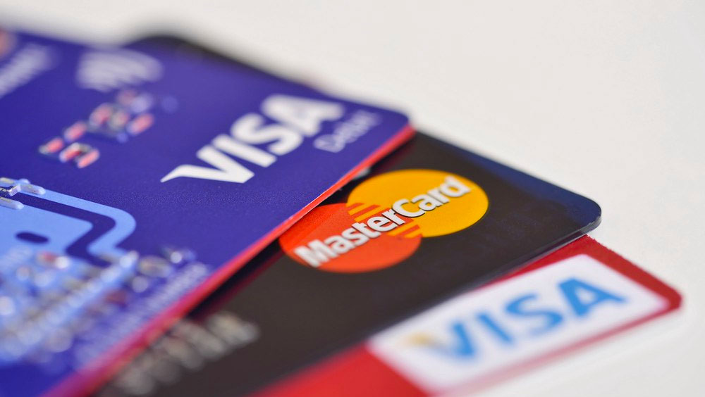 Use a Credit Card When Travelling